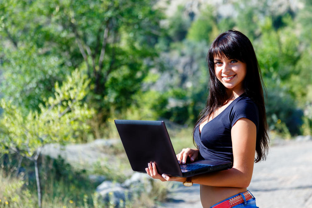 花边人物的其他释义